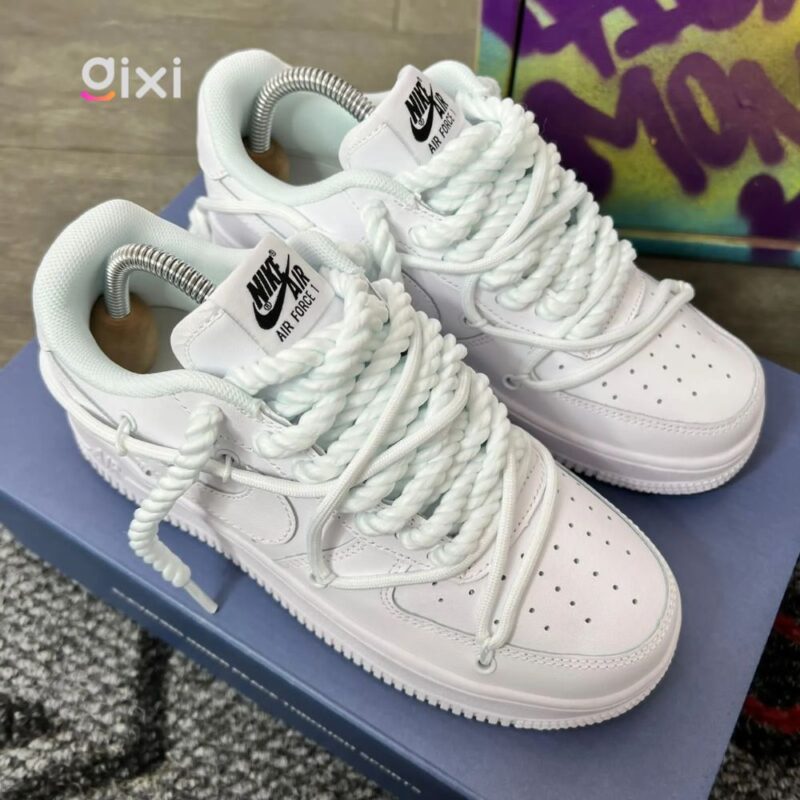 NIKE air force one “AF1 TRENZAS”