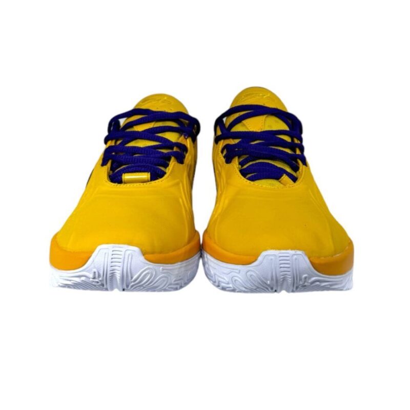 NIKE LEBRON 21 AMARILLO - Image 2